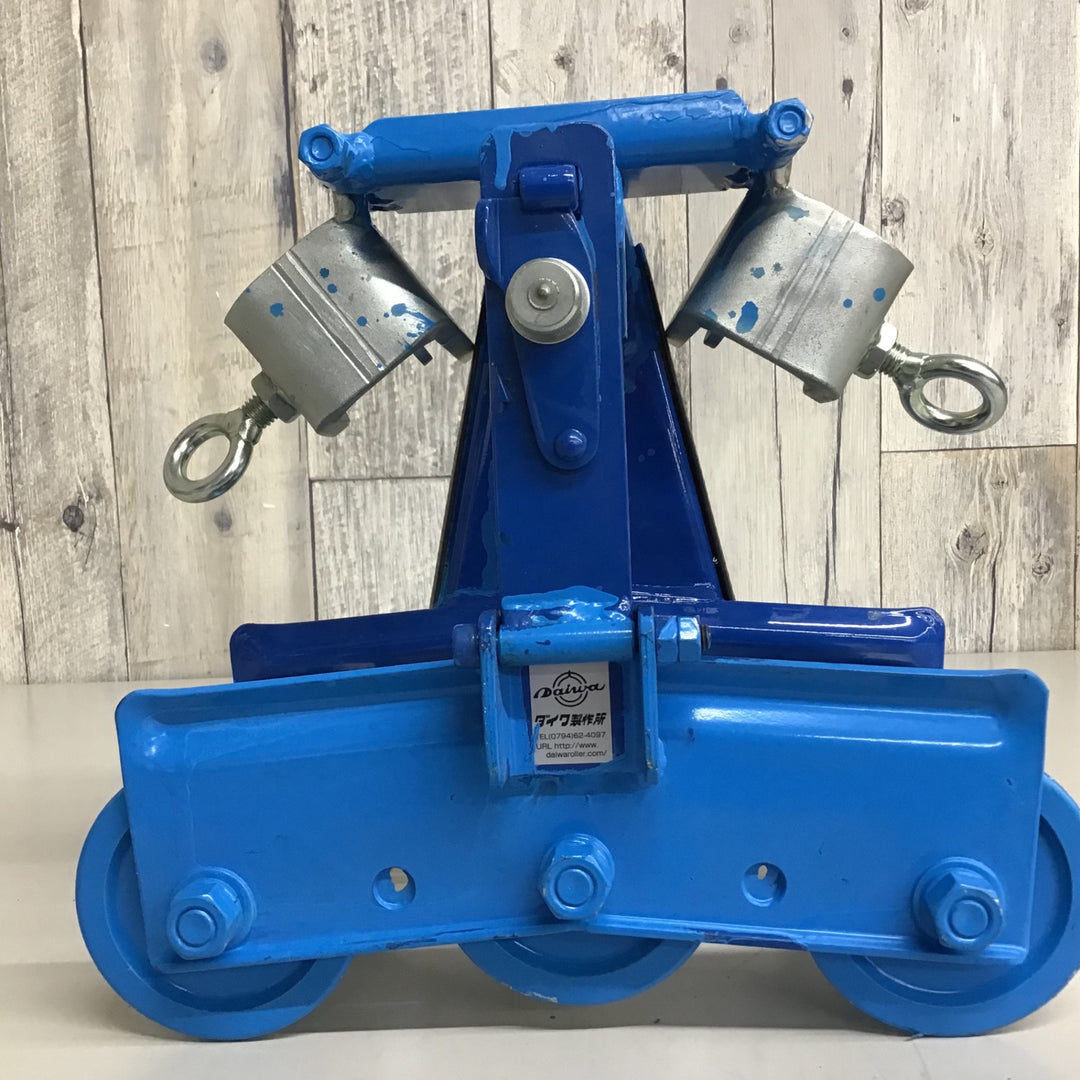 【中古品】ダイワ製作所 ケーブルラック用 3連ローラー バイス付 ①【戸田店】