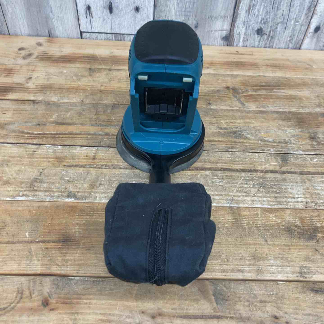 マキタ(makita) コードレスランダムオービットサンダ BO180DZ 【東大和店】