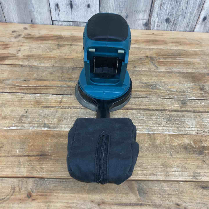 マキタ(makita) コードレスランダムオービットサンダ BO180DZ 【東大和店】