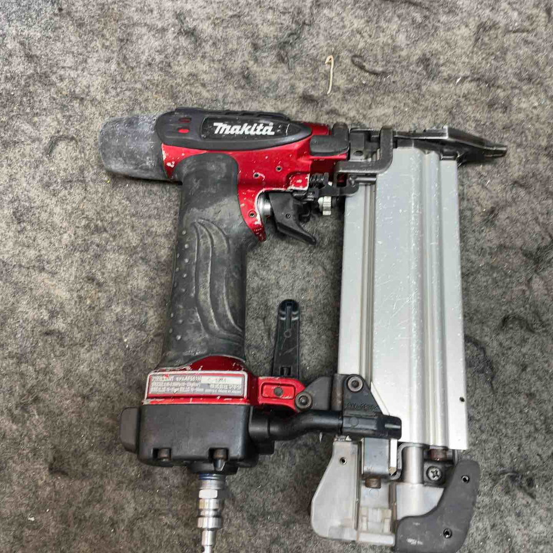 マキタ(makita) 高圧フィニッシュネイラ AF551H【桶川店】