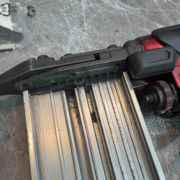 ★マキタ(makita) 高圧フィニッシュネイラ AF552H【八潮店】