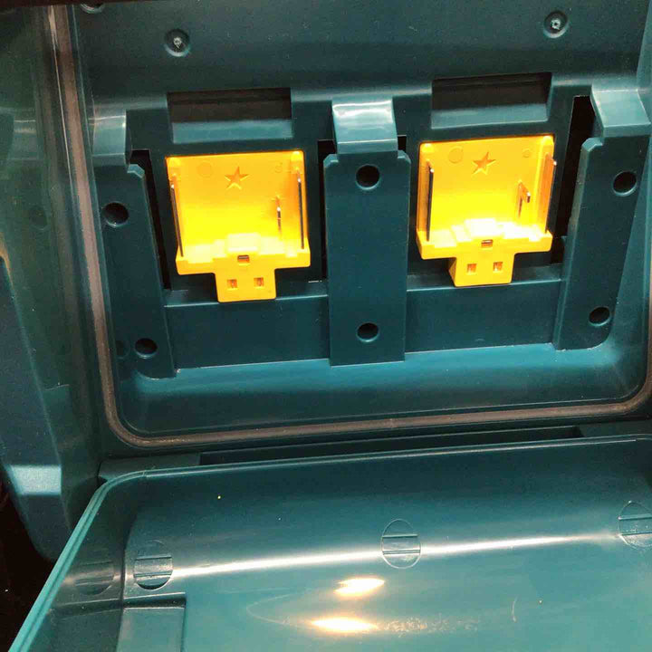 ★マキタ(makita) コードレススタンドライト ML809【八潮店】