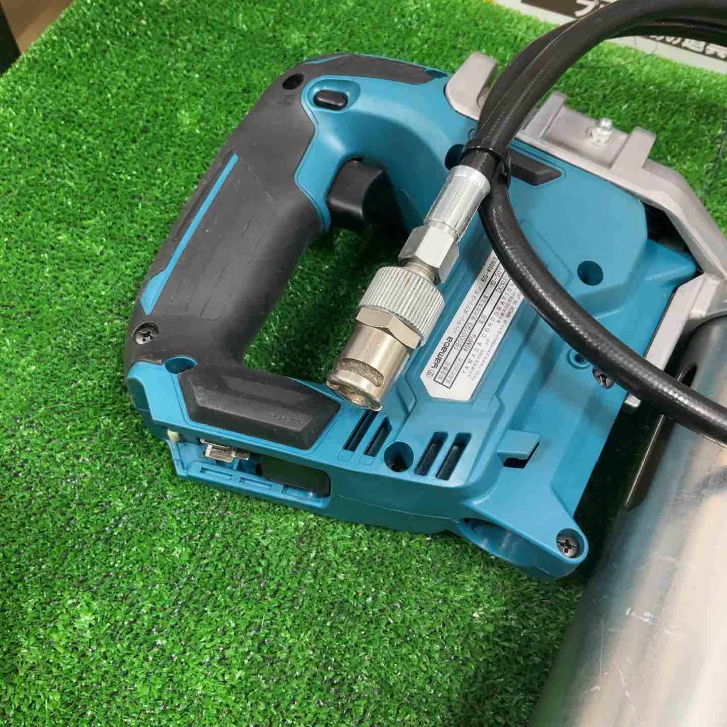 ◇ヤマダ(yamada) 電動式グリースガン EG-400BII EG-400B2【草加店