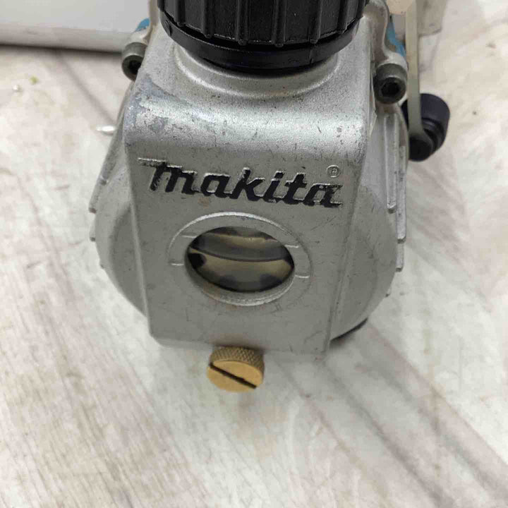 ★マキタ(makita) コードレス真空ポンプ VP180DZ 【越谷店】
