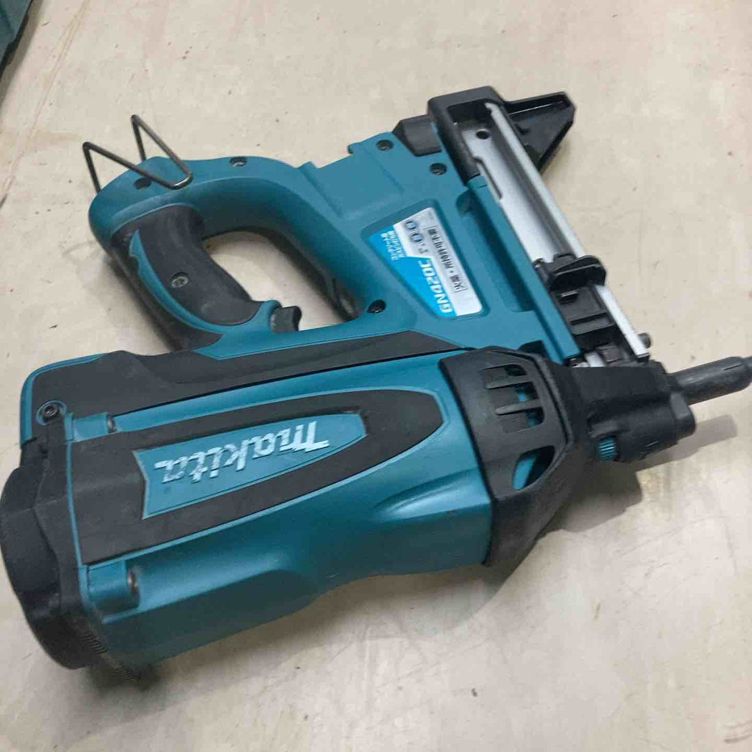 ★マキタ(makita) コードレスコンクリート用ガスピン打ち機 GN420C【町田店】