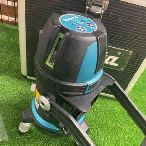 ☆マキタ(makita) コードレスグリーンレーザー墨出し器 SK209GDZN【草加店】