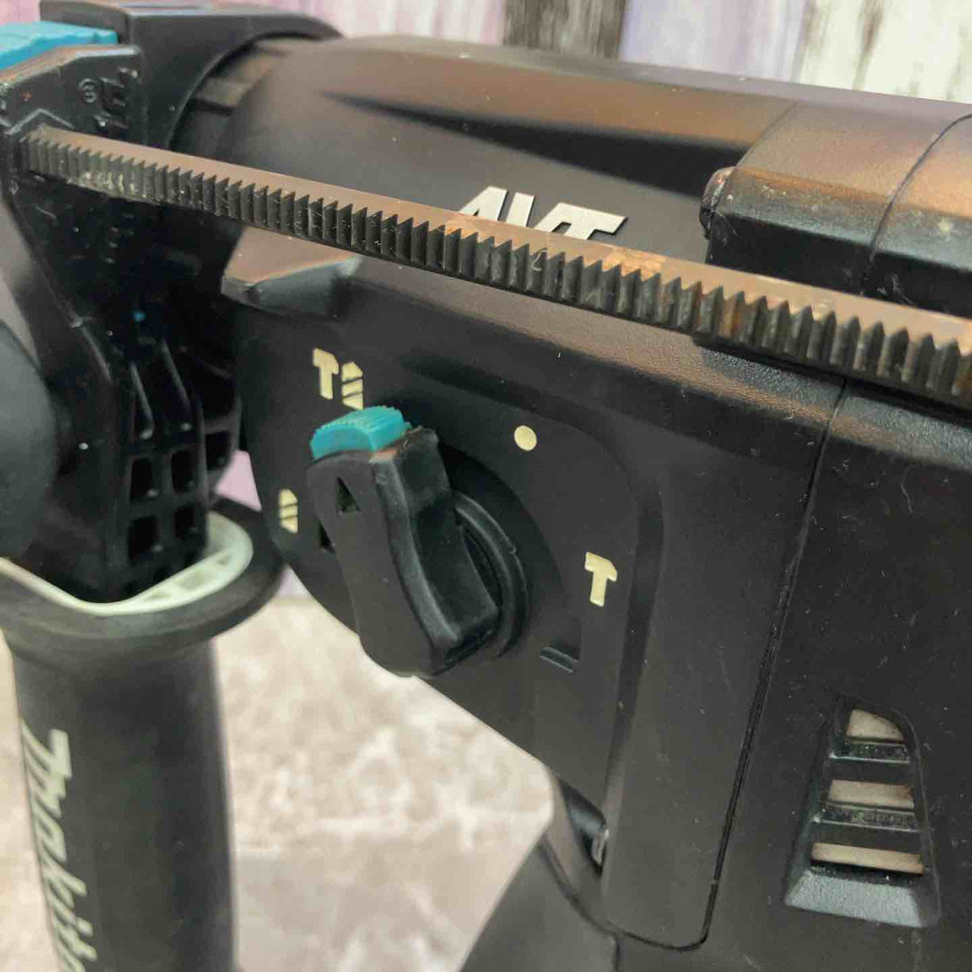 ★マキタ(makita) コードレスハンマドリル HR001GZKB【八潮店】