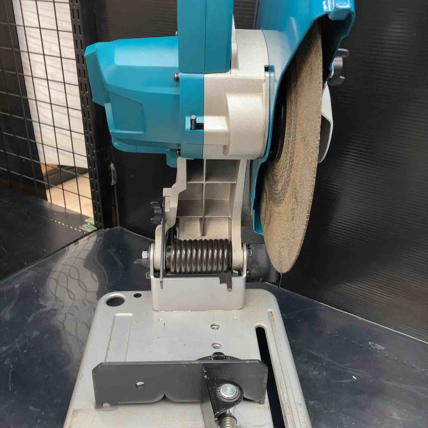 マキタ(makita) コードレス高速切断機 LW141DZ【川越店】 – アクト
