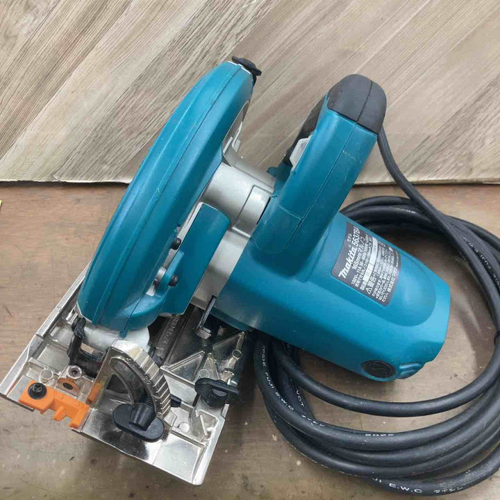 ★マキタ(makita) 電気マルノコ 5637BA【八潮店】