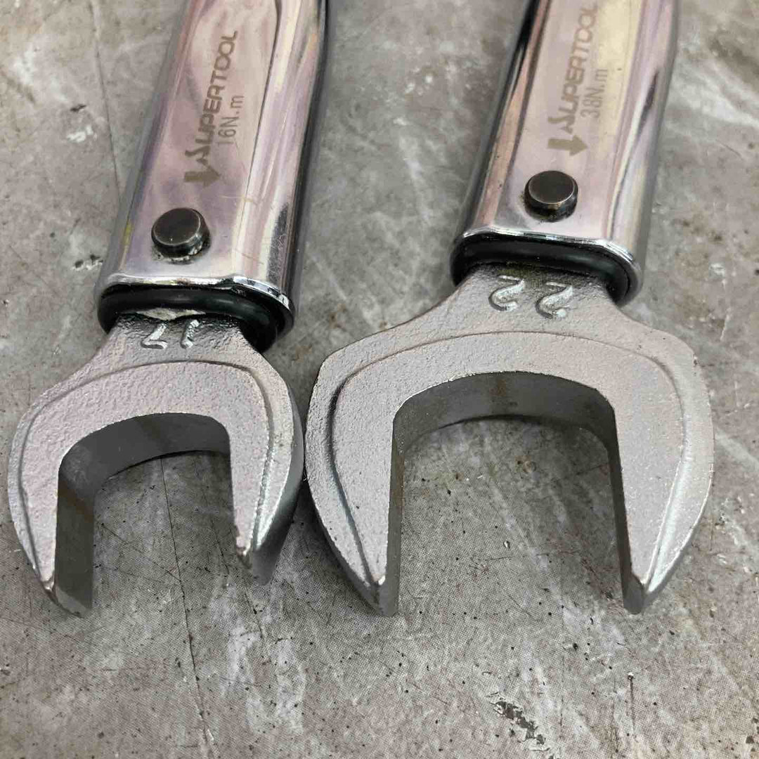【中古品】スーパーツール トルクレンチ STW17H STW22H ハンドツール【八潮店】