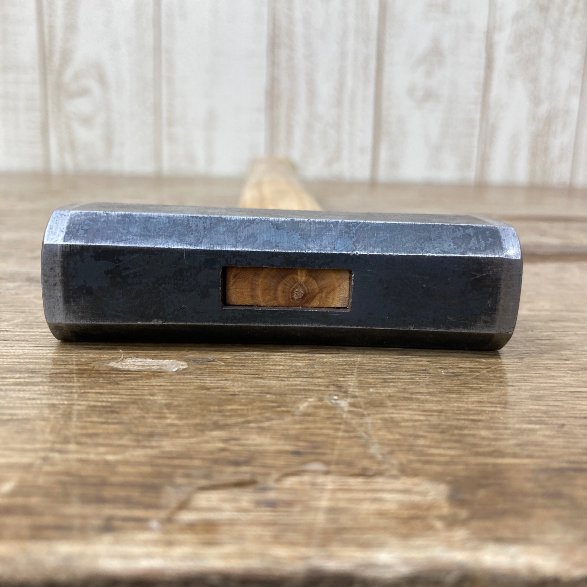 中古美品】 「正行」銘 八角玄能 400g 100匁？ グミの木柄 玄翁