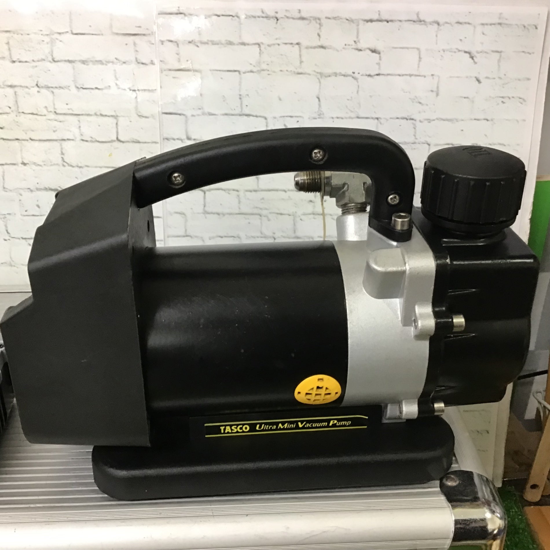 〇タスコ(TASCO) コードレス真空ポンプ TA150MR【町田店