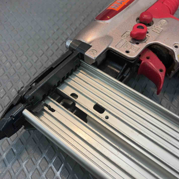 【中古品】マックス(MAX) 高圧フィニッシュネイラ HA-55SF1(D)【所沢店】
