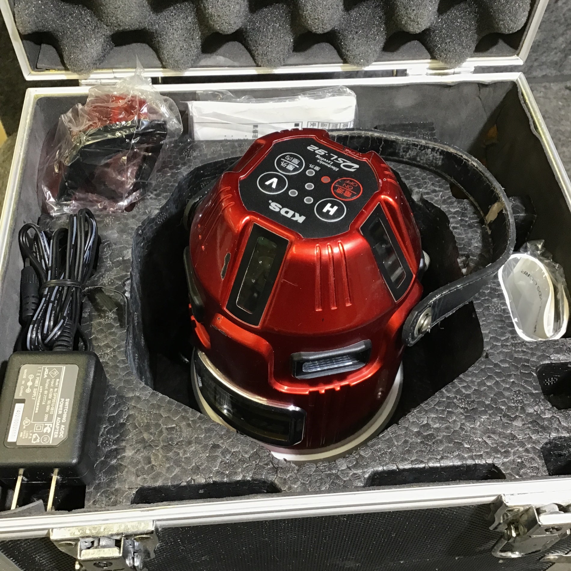 中古品】KDS 電子整準 フルラインレーザー墨出し器 DSL-92※本体