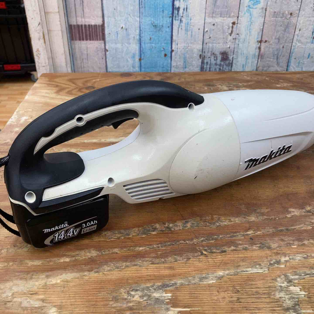 ◇マキタ(makita) コードレスクリーナー CL140FDRFW【柏店】