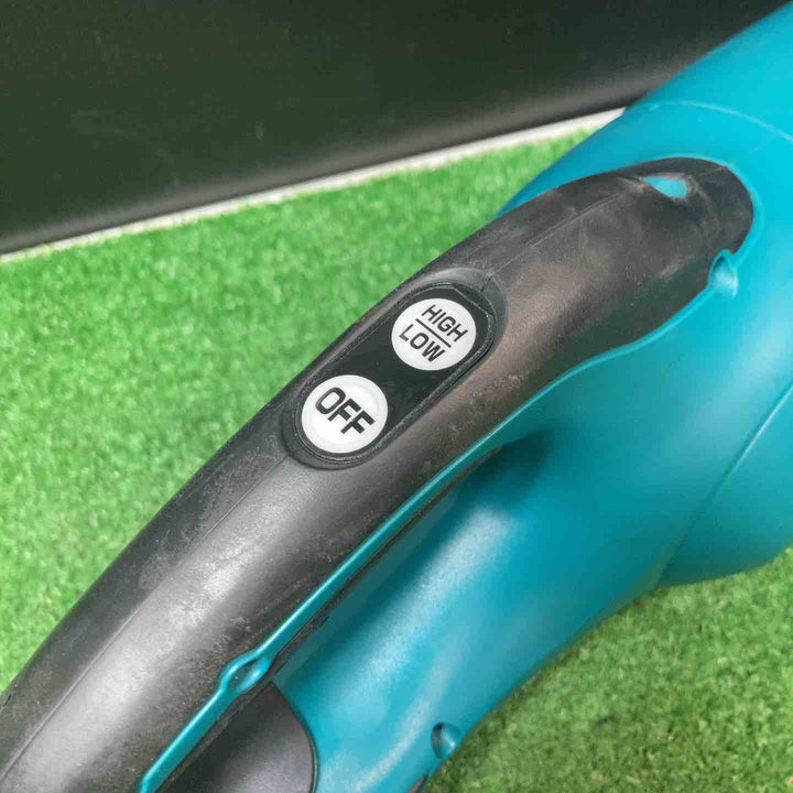 ☆マキタ(makita) コードレスクリーナ CL181FDZ【岩槻店】