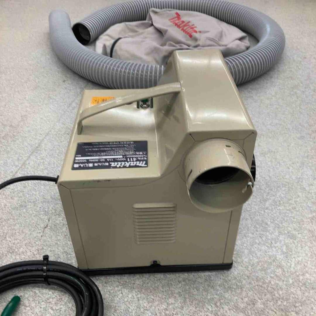 【中古品】☆マキタ makita 集じん機 411(P) 本体+ホース+集じん袋【八潮店】