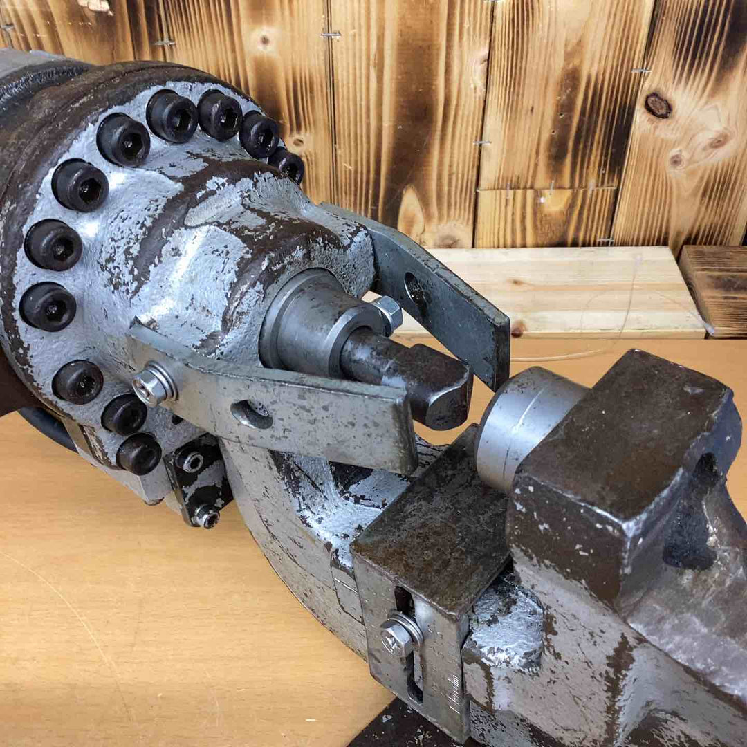 ◇育良精機(イクラ/IKURA) パンチャ IS-106MP【八潮店】