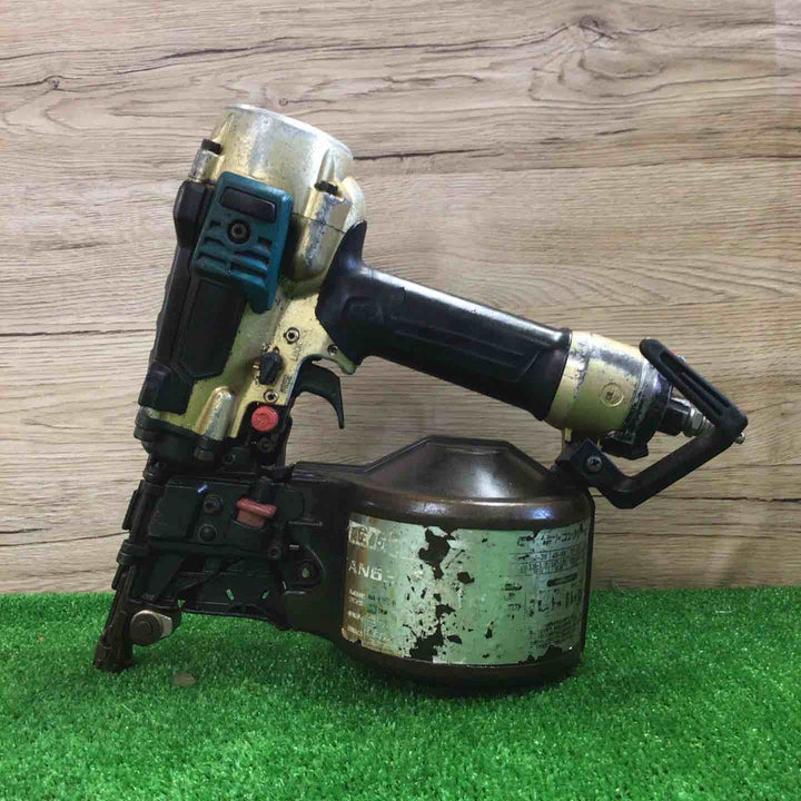 マキタ 65mm 高圧エア釘打 エアダスタ付 ゴールド AN633HSP1【町田店】