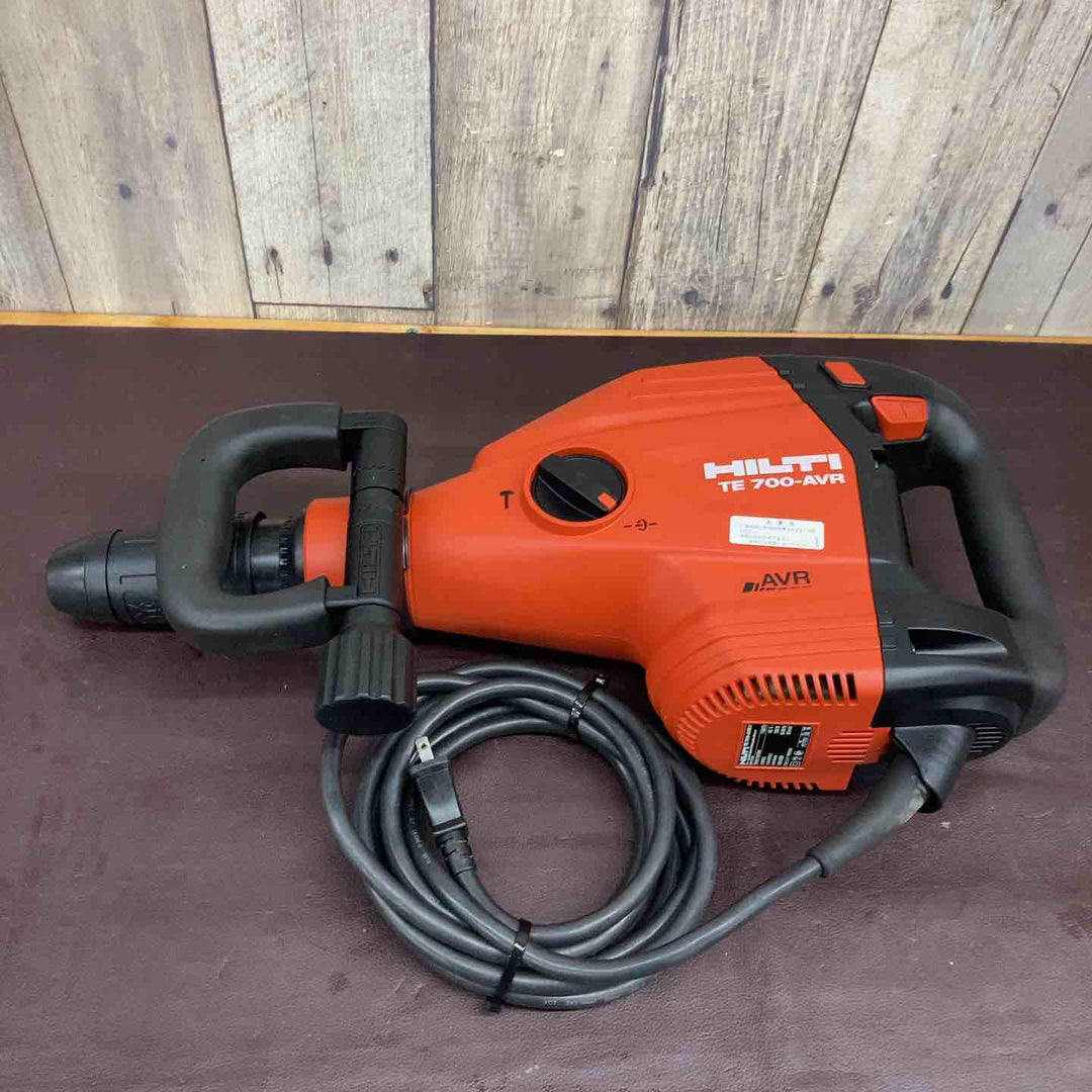 【中古品】 ヒルティ(HILTI) 電動ハンマ TE700-AVR ブルポイント・チゼル・ドリルビット付属 【東大和店】