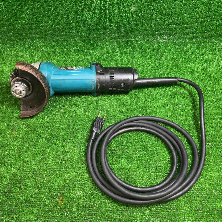 【中古品】 マキタ(makita) 100mmディスクグラインダ 9533B 【藤沢店】