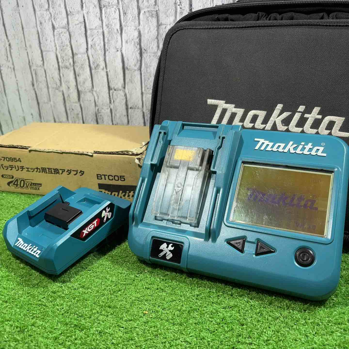 ☆マキタ(makita) バッテリーチェッカー BTC04 40V変換アダプタBTC05