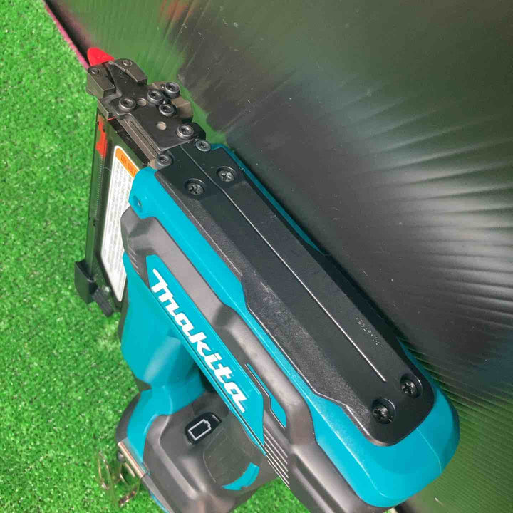 ★マキタ(makita) コードレスピンネイラ PT353DZK【岩槻店】