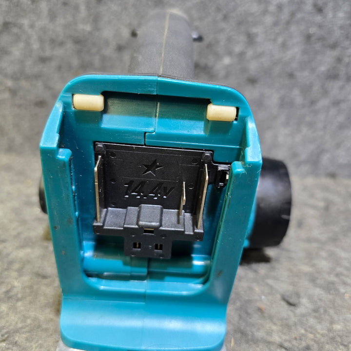 【中古品・14.4V 3.0Ahバッテリ付き！】マキタ(makita) 14.4Vコードレスカンナ KP140DZ【桶川店】