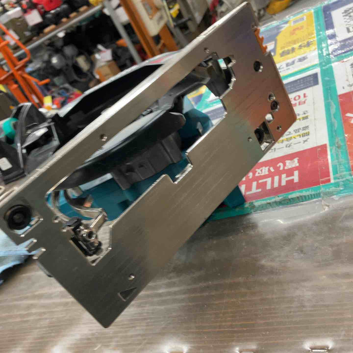 ★マキタ(makita) コードレス丸のこ HS002GZ【戸田店】