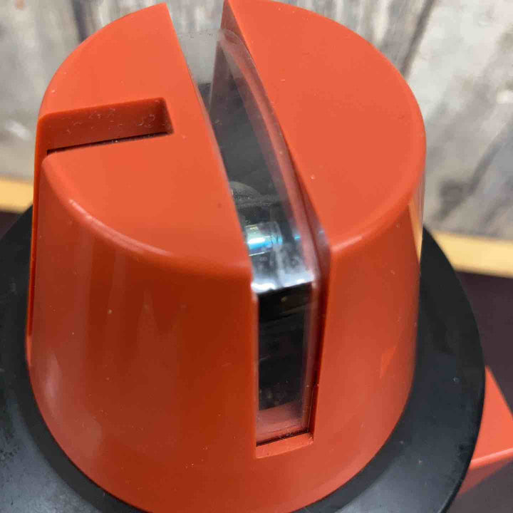 【中古品】 ヒルティ(HILTI) 水平/垂直ラインレーザー墨出し器 PV31 【東大和店】