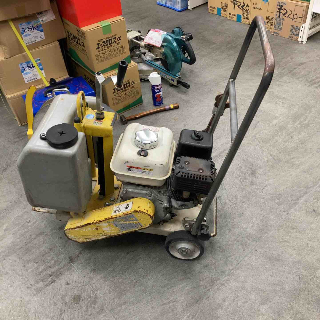 【店頭受取り限定】 EXEN エンジンコンクリートカッター モデル：ERC12CC 【川崎店】