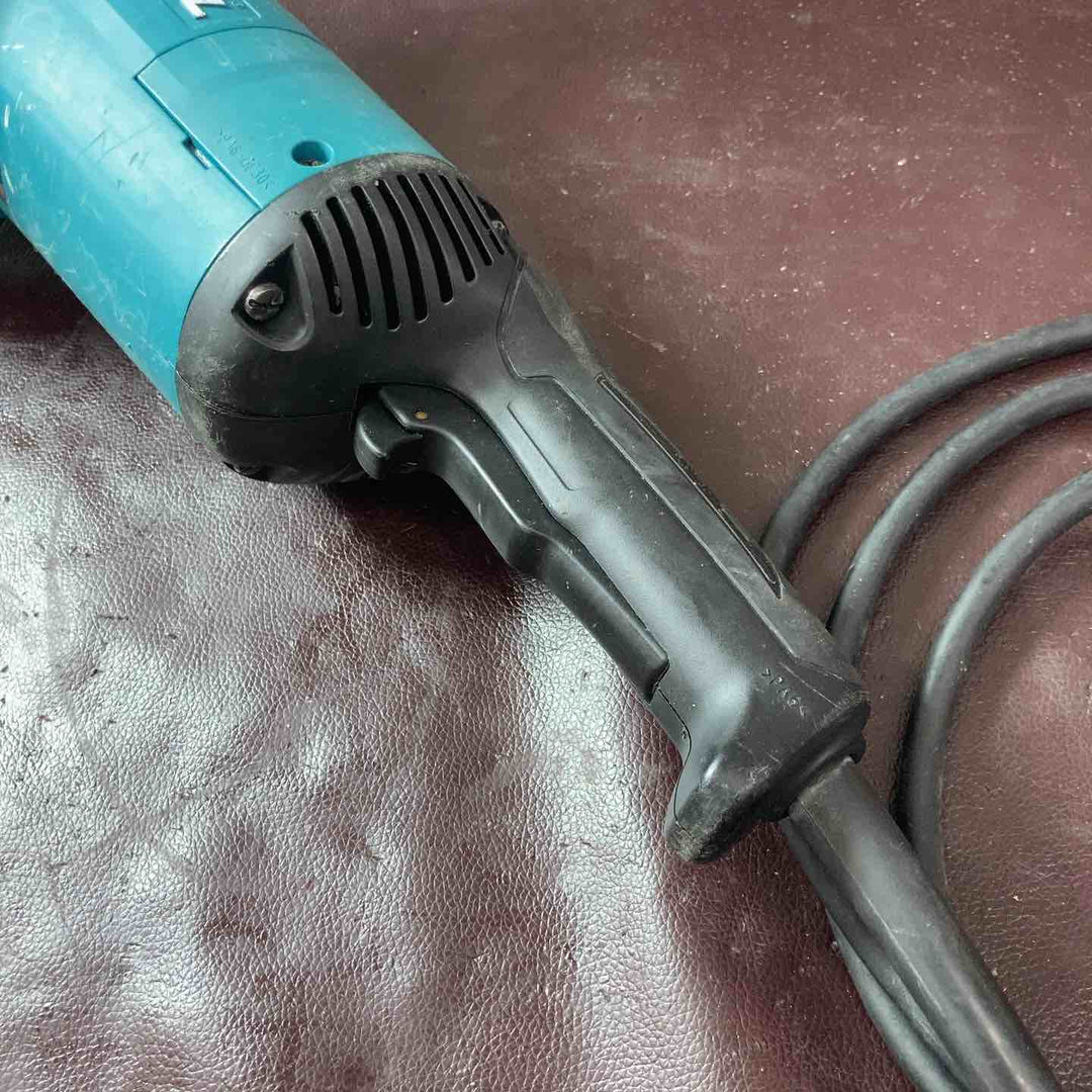【中古品】マキタ(makita) 180mmディスクグラインダー GA7061【東大和店】