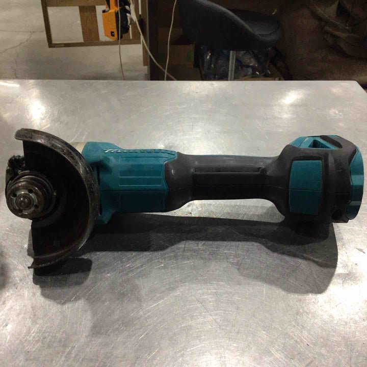 ☆マキタ(makita) 100mmコードレスディスクグラインダー GA404DZ【川口店】