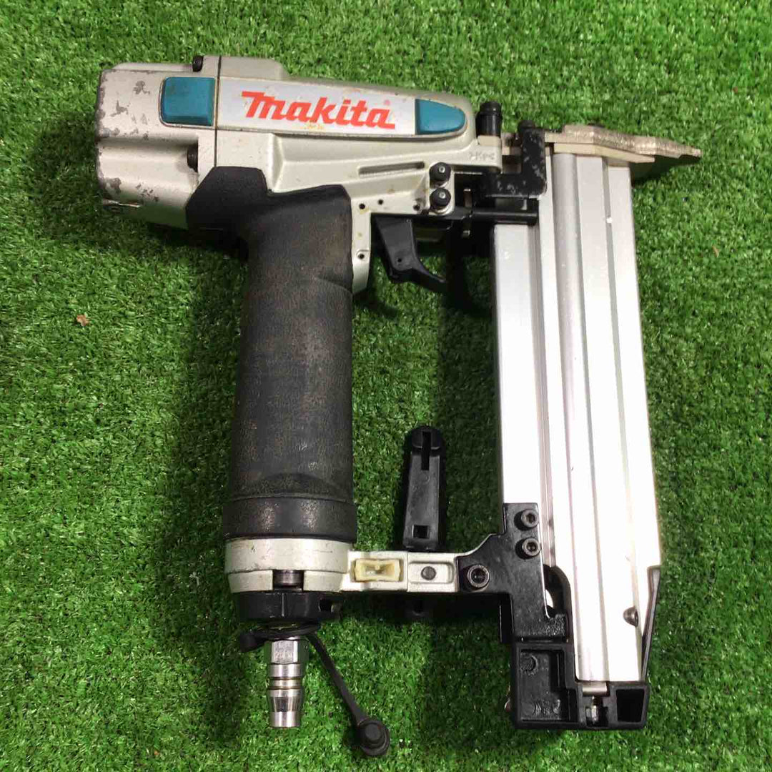 ★マキタ(makita) 常圧フィニッシュネイラ AF502N【川口店】