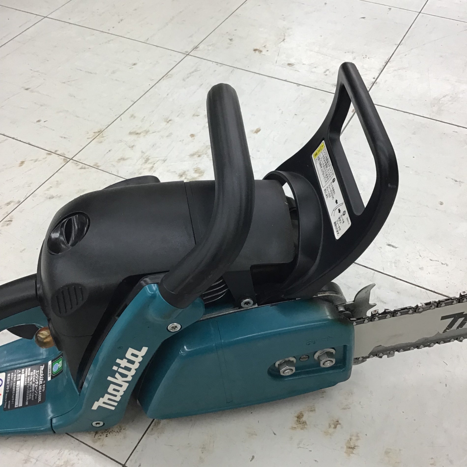 中古品】 マキタ/makita エンジンチェーンソー・MEA4300L 【鴻巣店
