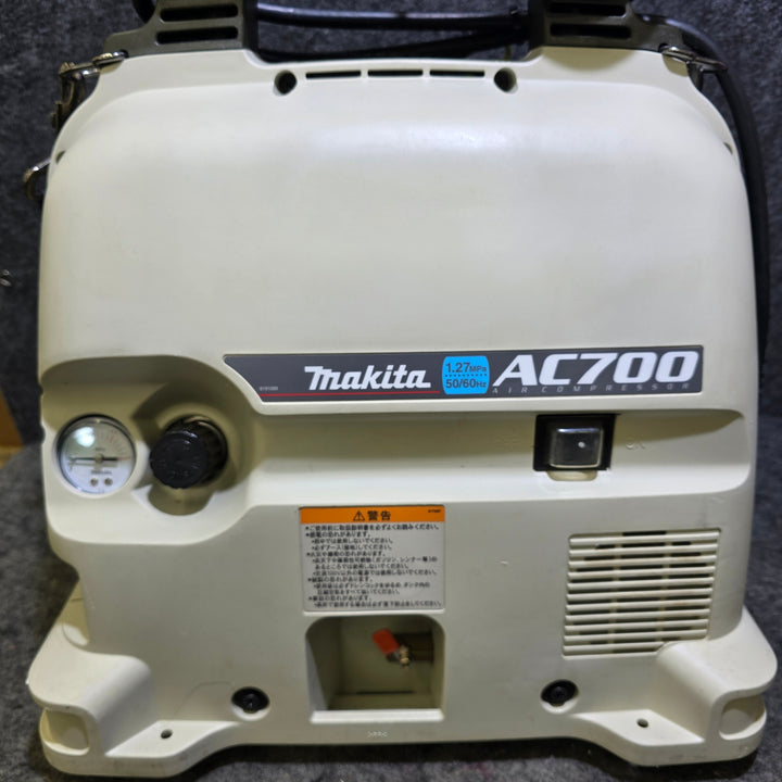 【中古品】マキタ(makita) エアコンプレッサー AC700【桶川店】