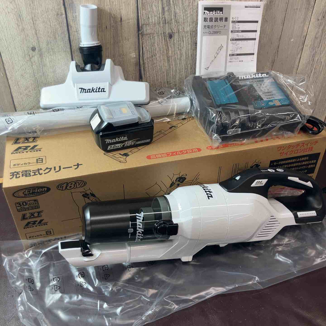 【未使用品(店頭展示品)】 マキタ(makita) コードレスクリーナー CL286FDRFW 【東大和店】