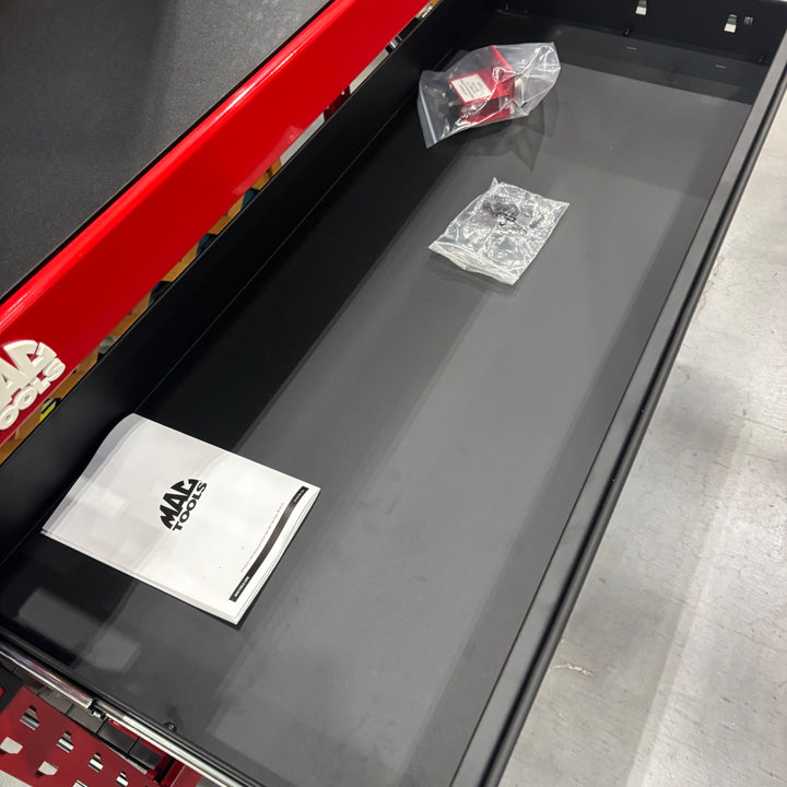 【店頭受取り限定】マックツール(MACTOOLS) ペグボード付ワークベンチ【柏店】