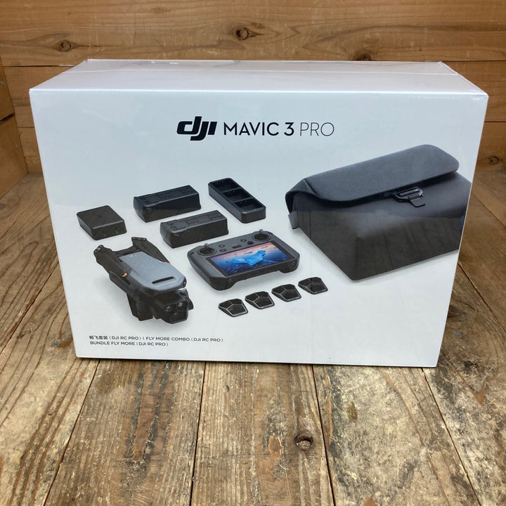 ★DJI ドローン DJI Mavic 3 Pro Fly More コンボ(DJI RC Pro付属 WM2624)【所沢店】