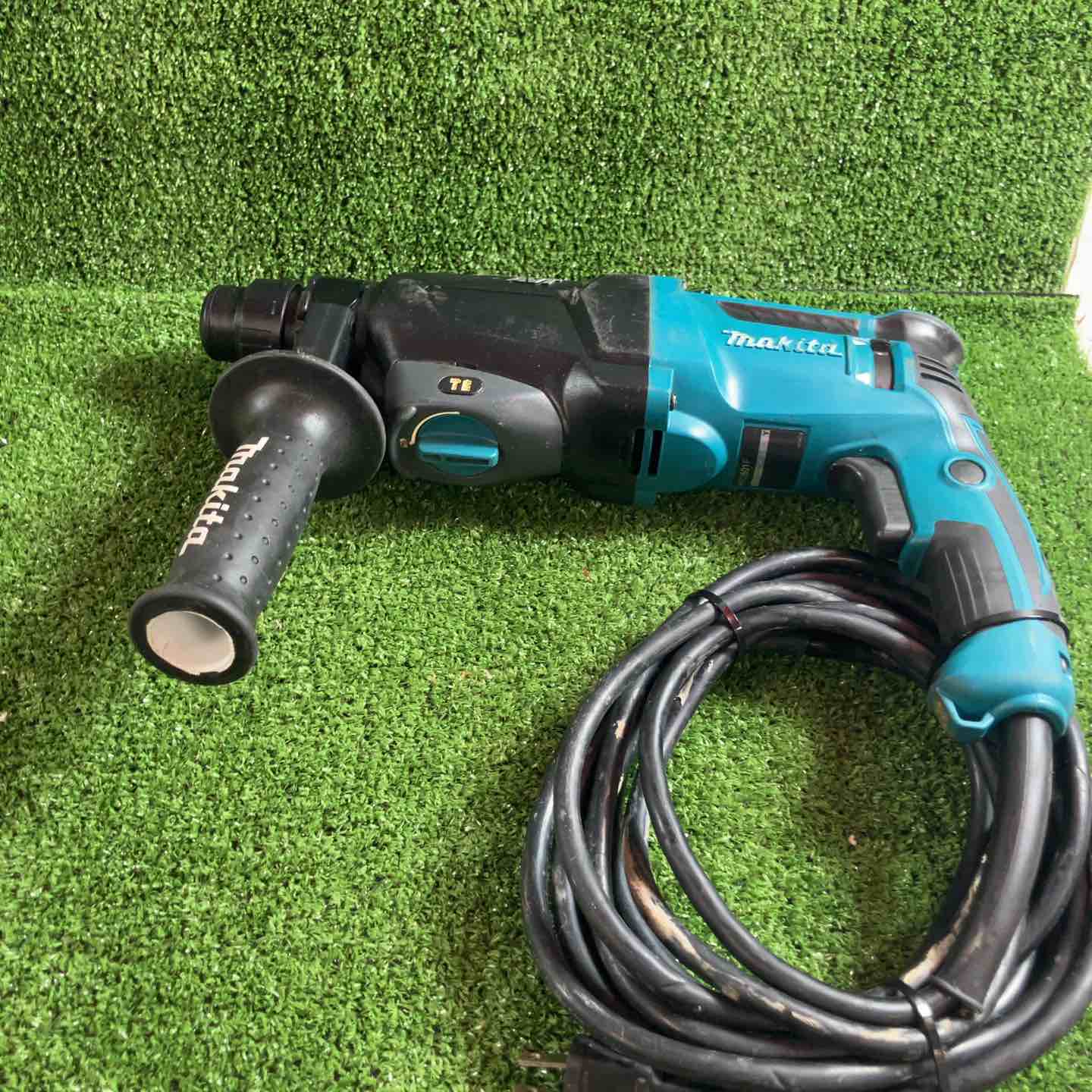 ★マキタ(makita) ハンマドリル HR2601F【川崎店】 ☆マキタ(makita) ハンマドリル HR2601F【川崎店】 – アクトツール
