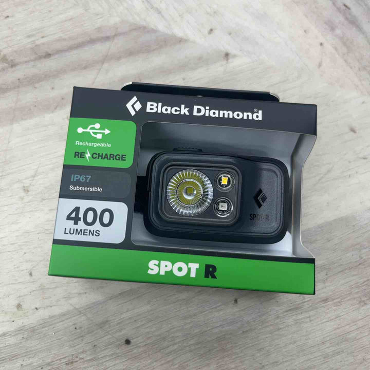 Black Diamond スポット400-R グラファイト 400ルーメン アウトドア ヘッドライト コンパクト 充電式モデル　【越谷店】