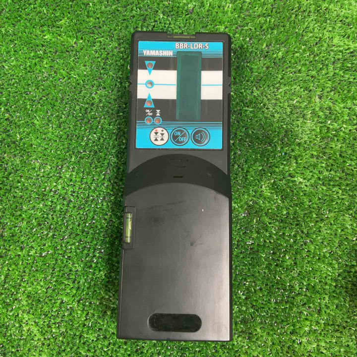 ◇山真製鋸 電子整準式レーザー墨出し器 LDR-9s【草加店】