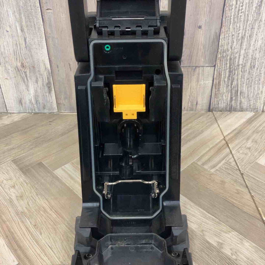 ☆マキタ(makita) コードレスラジオ MR103B【八潮店】