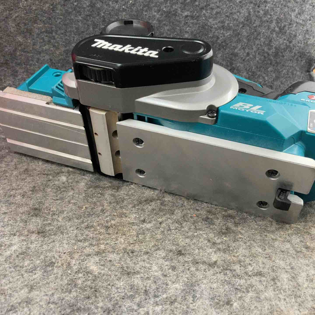 ★マキタ(makita) コードレスカンナ KP001GZ【鴻巣店】