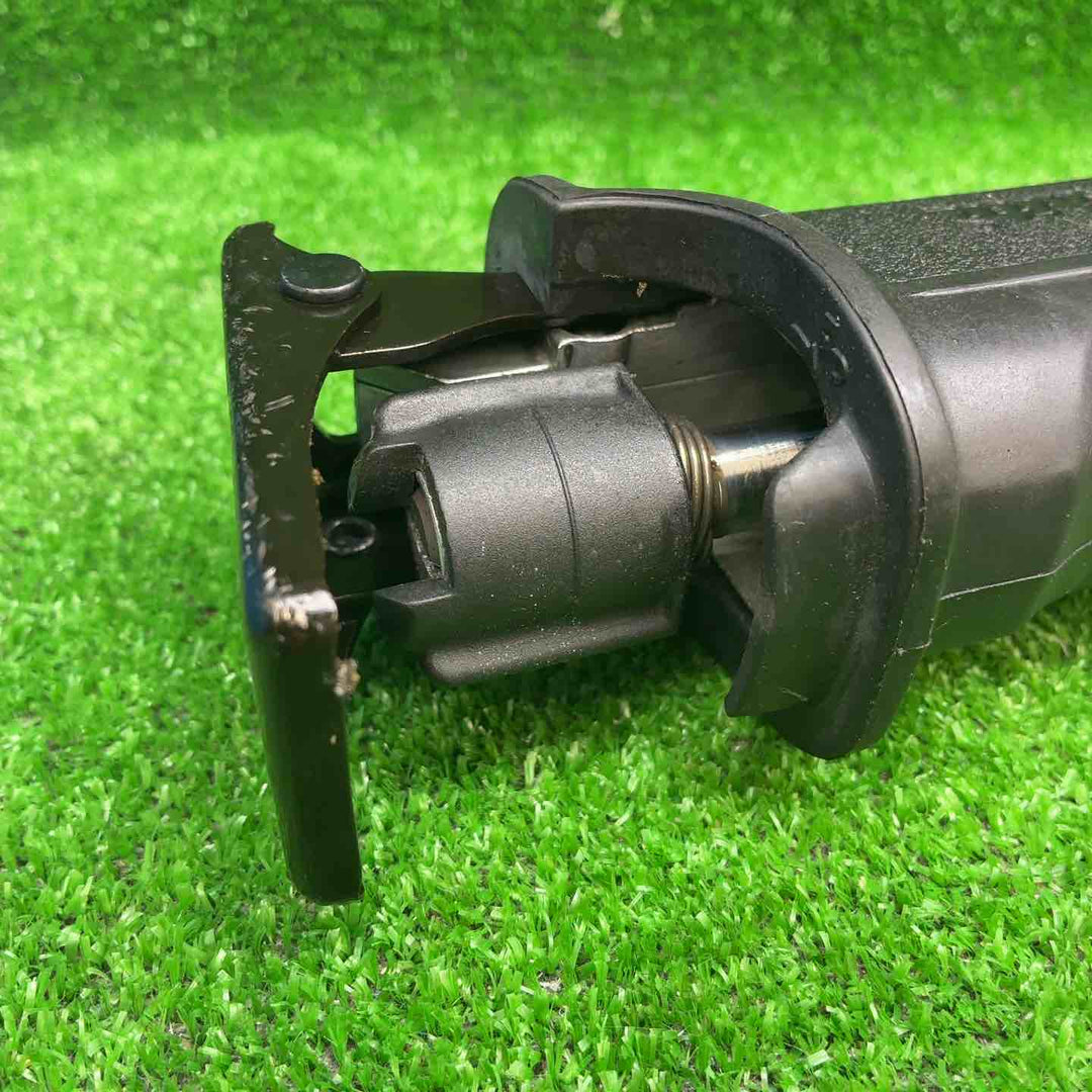 マキタ 18V 充電式 レシプロソー XRJ04 （本体のみ）JR186DZK 同等品/コードレス[並行輸入品]【藤沢店】