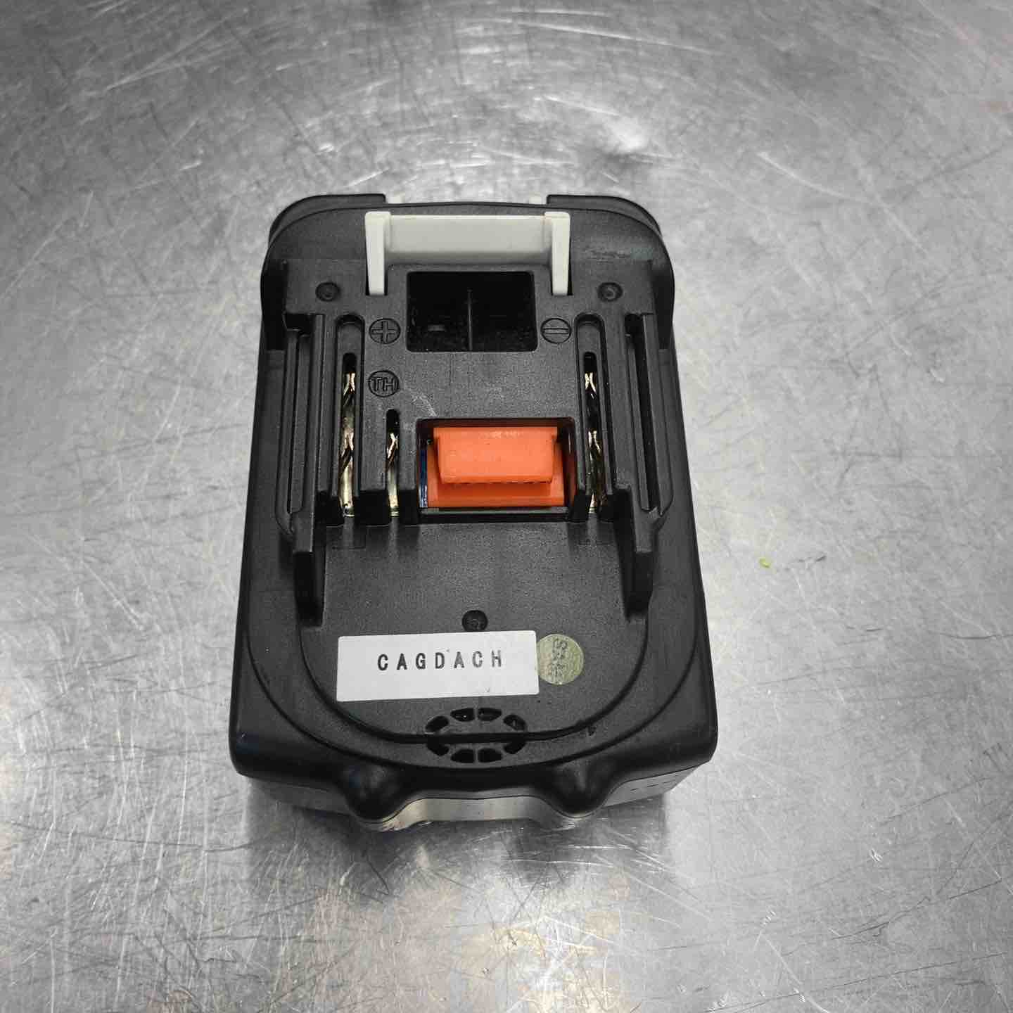 中古品】 マキタ(makita) コードレスクリーナー CL181FDZW 【東大和店