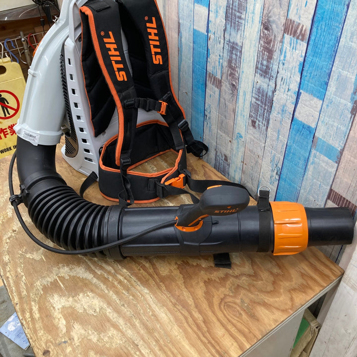 【中古品 / 店頭受取り限定】スチール/STIHL 背負い式エンジンブロワ BR800C-E 混合燃料【柏店】