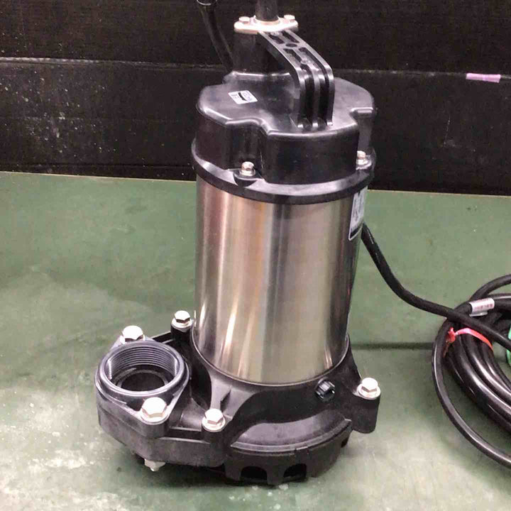 ▼川本製作所 100V50Hz排水用樹脂水中ポンプ (汚水用) 非自動型 WUP4-505-0.4S【戸田店】