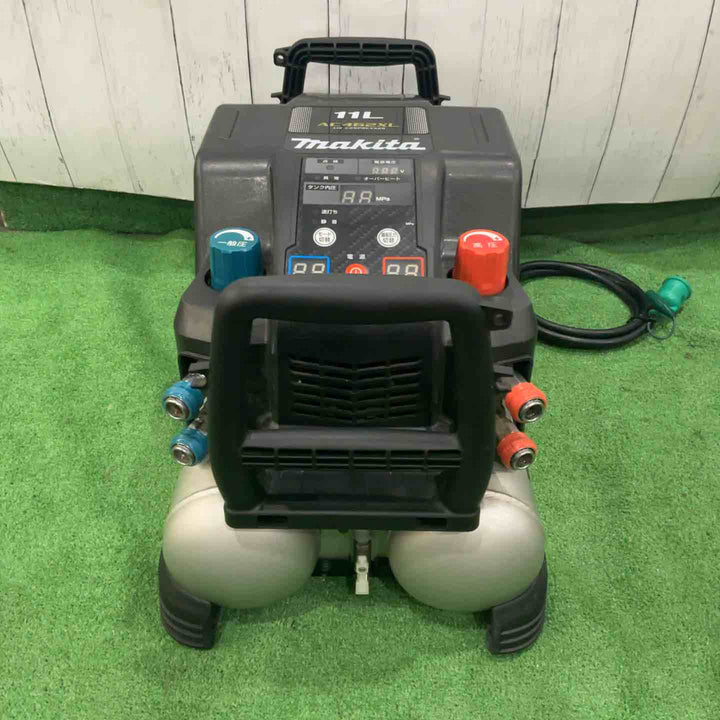 マキタ(Makita) エアコンプレッサ(黒) (50/60Hz) AC462XLB 動作確認済【川口店】