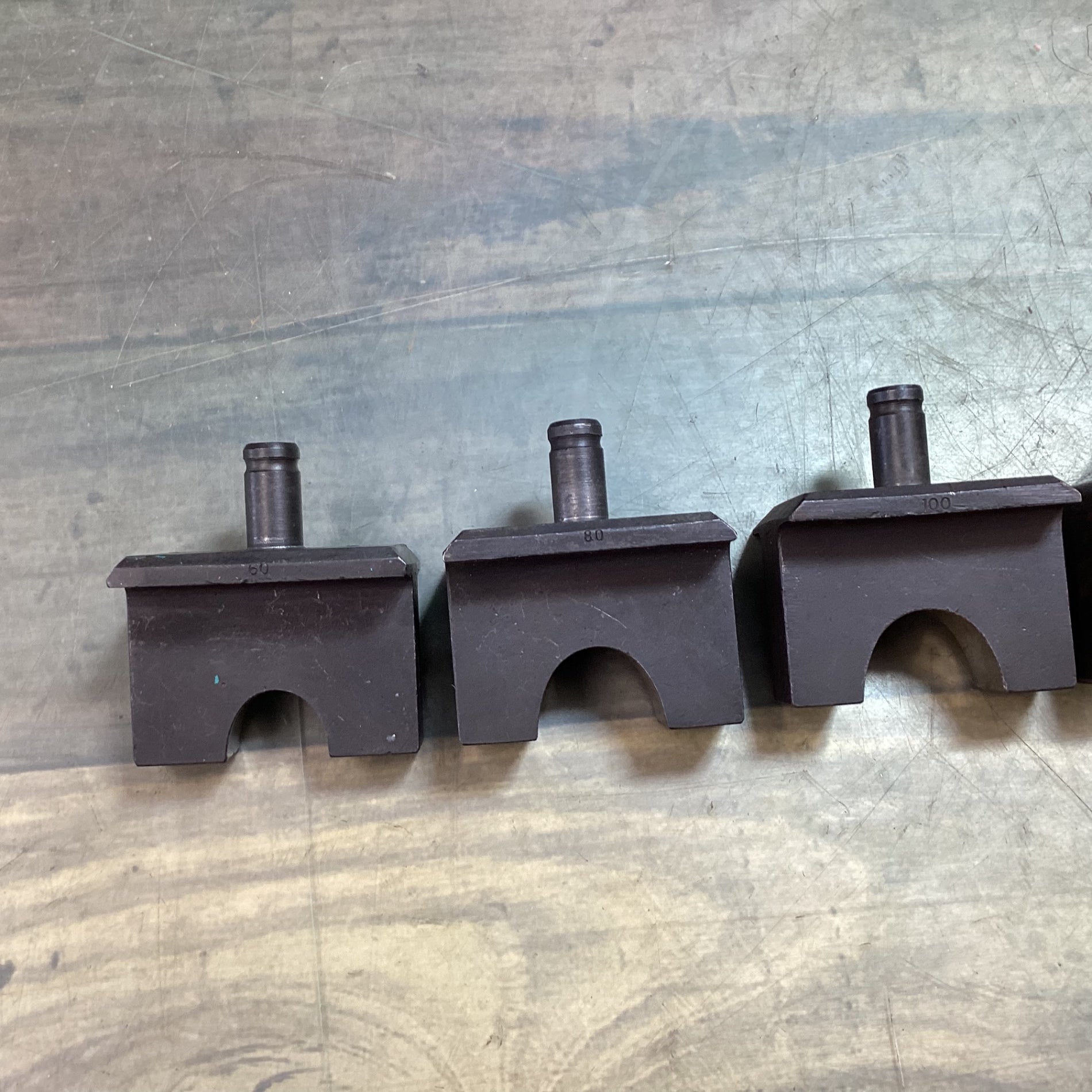 泉精器　油圧圧着工具　12号S 〇泉精器(イズミ/IZUMI) 端子圧着油圧式工具 12号S【東大和店